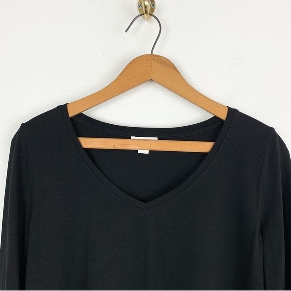 J. Jill Black V-Neck Stripe Button Down Back Top Sz S - Picture 4 of 7